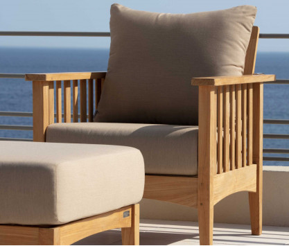 Fußstützen aus Teakholz Fußstützen aus Teakholz