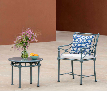 Runder Garten-Couchtisch aus Aluminium – BLAU Runder Garten-Couchtisch aus Aluminium – BLAU