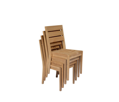 Stapelbarer Stuhl aus Teakholz Stapelbarer Stuhl aus Teakholz