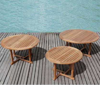 Runder Tisch aus Teakholz Ø 110 cm Runder Tisch aus Teakholz Ø 110 cm