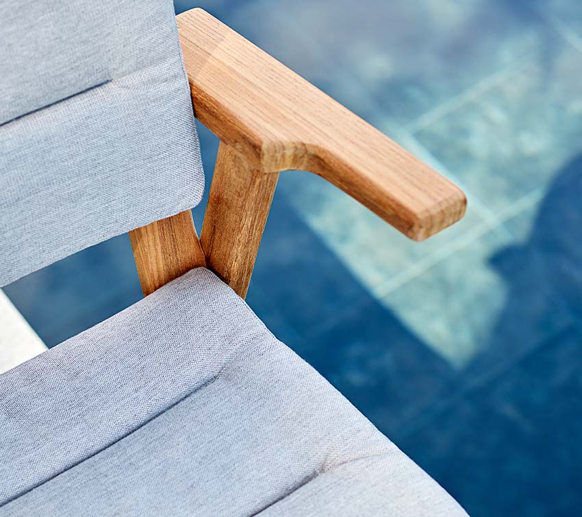 Clubhouse seat and back cushion