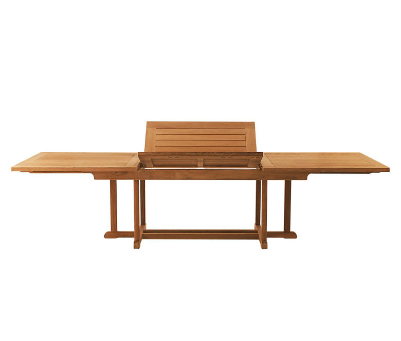 Extendable teak table