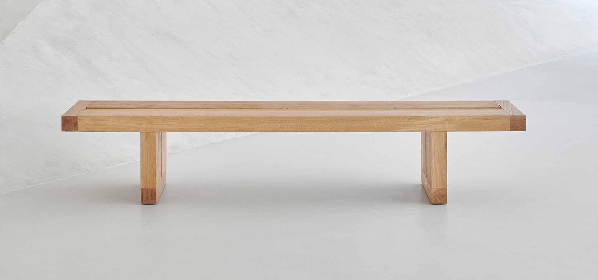 Plateforme 10 : a bench produced by Tectona 