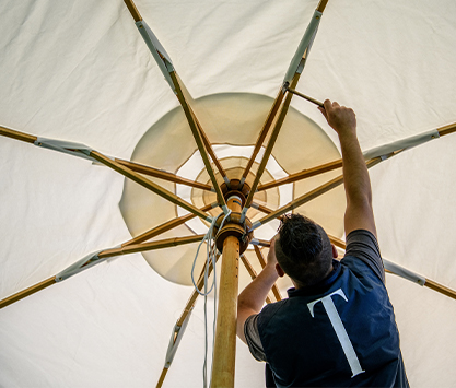 How to replace your Roma parasol cover