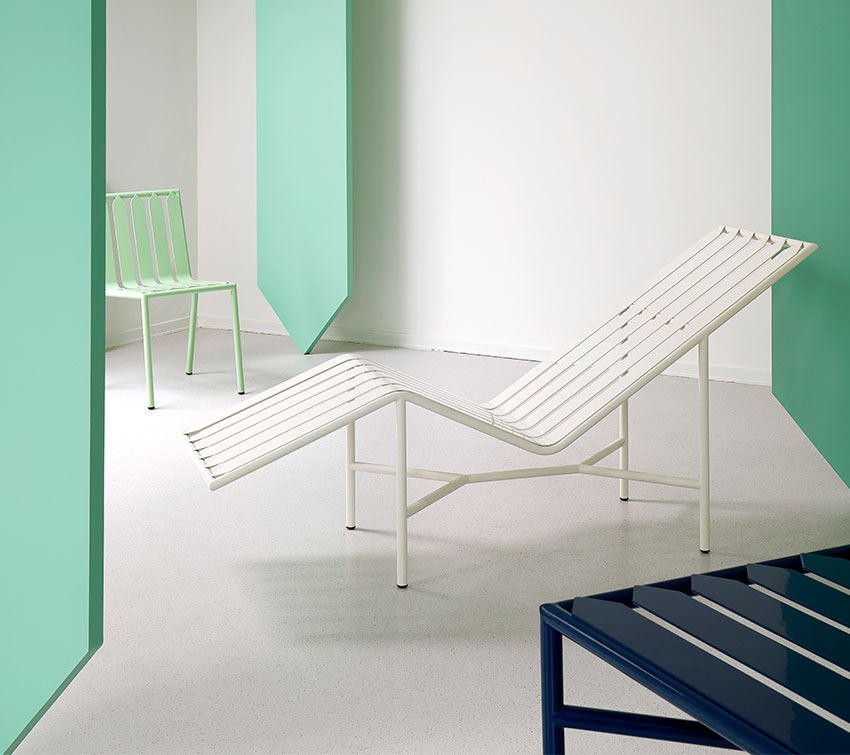 Three colours in dialogue with the landscape
