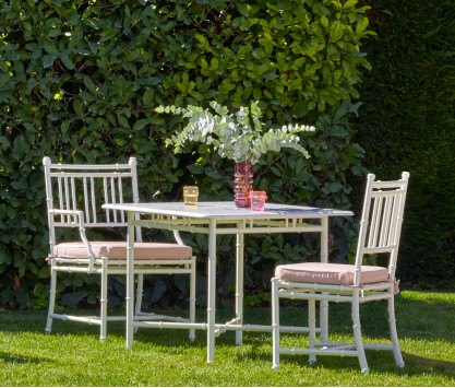 Mesa cuadrada – tablero de mármol crema Bamboo