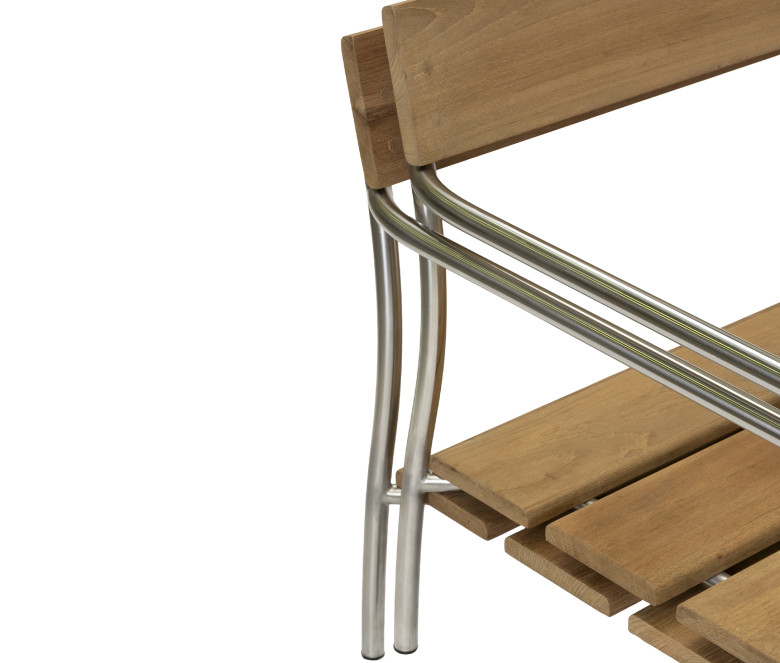 Fauteuil bas empilable en teck et inox poli