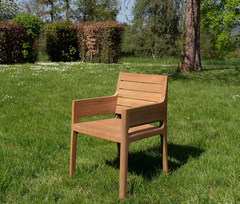 Fauteuil en teck Serena