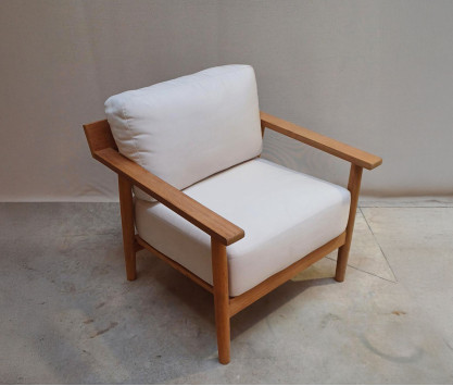 Chauffeuse en teck Batten - MODELE EXPO