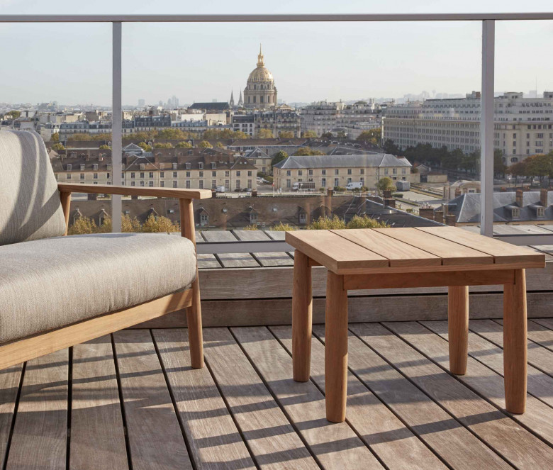 Table basse carrée en teck